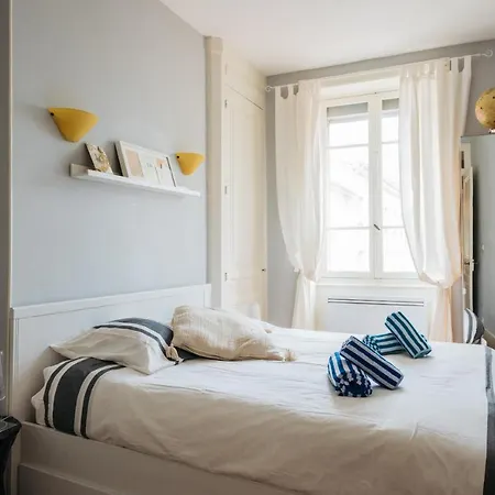 Dify Universites - Bord Du Rhone Apartment