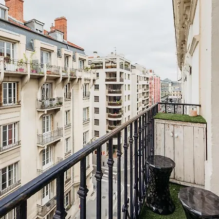 Dify Universités - Bord Du Rhône Apartamento *