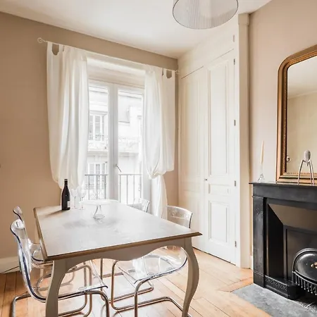 Dify Universites - Bord Du Rhone Apartment *